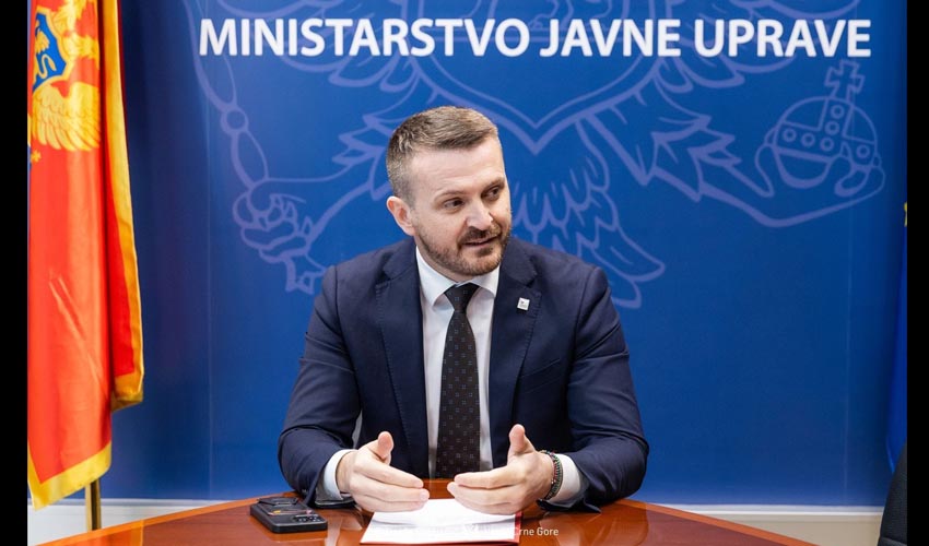 dukaj ministar