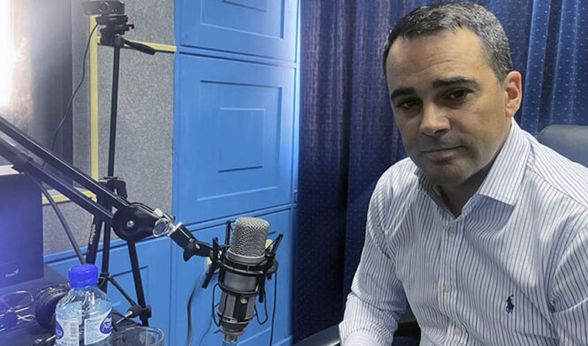 dusan u radio