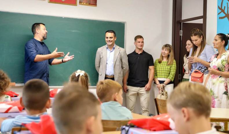 Raičević u posjeti prvacima 0Š